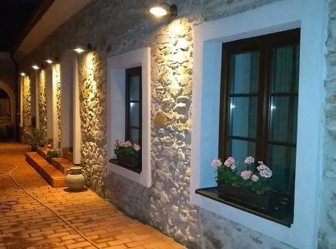 House Rodinny Historicky Dom بيت ضيافة 3*